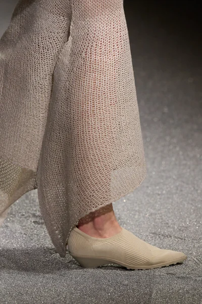 Look 76